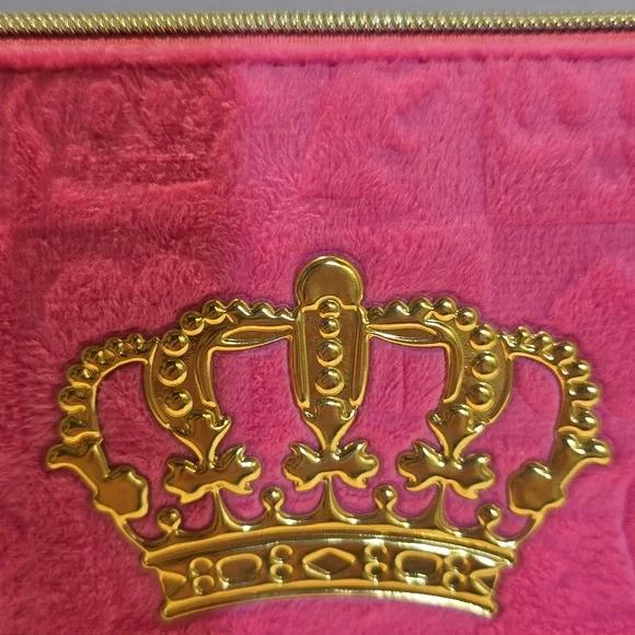 Juicy Couture Pink Cosmetic Bag - Picture 2 of 10